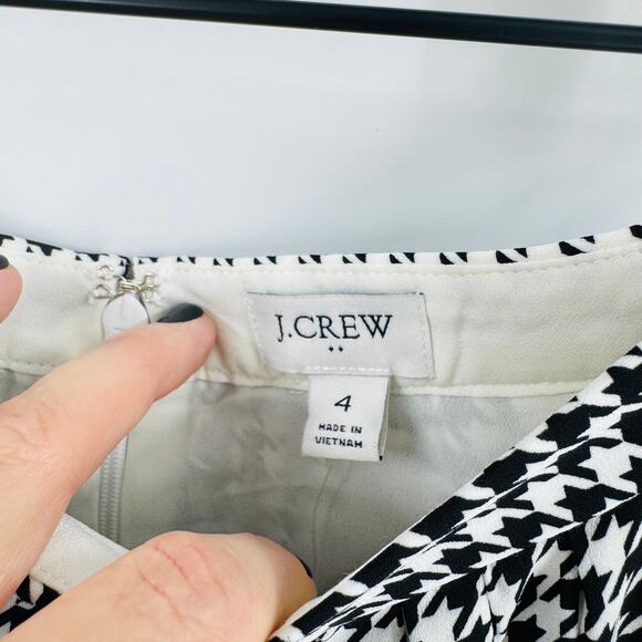 J.Crew Factory Houndstooth Pleated Midi Skirt NWT Size 4 Black White Classic - Picture 3 of 8